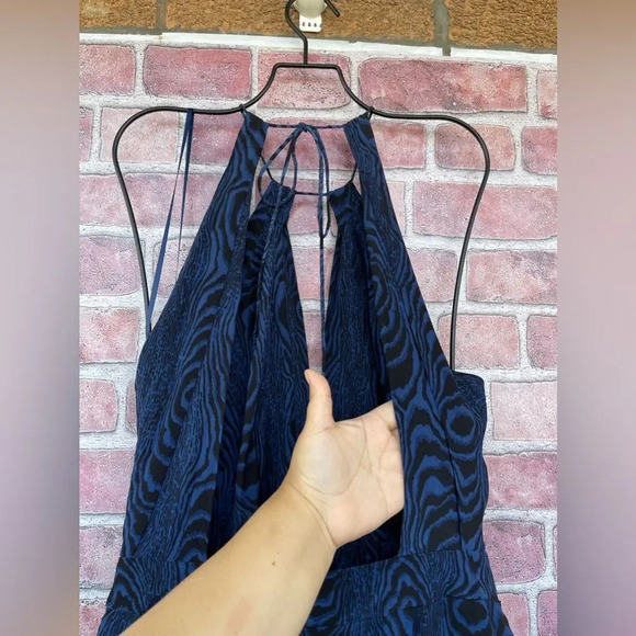 Diane von Furstenberg Blue Black Wood Grain Print Silk Jumpsuit Sz 4 - Picture 11 of 17